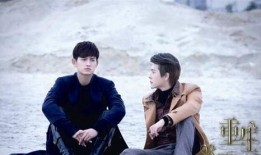 在娱乐圈吃瓜的小说男主,瓜田里的霸道总裁